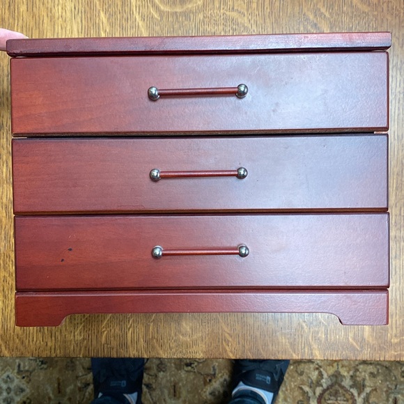 EUC! Wood jewelry box - Picture 5 of 10